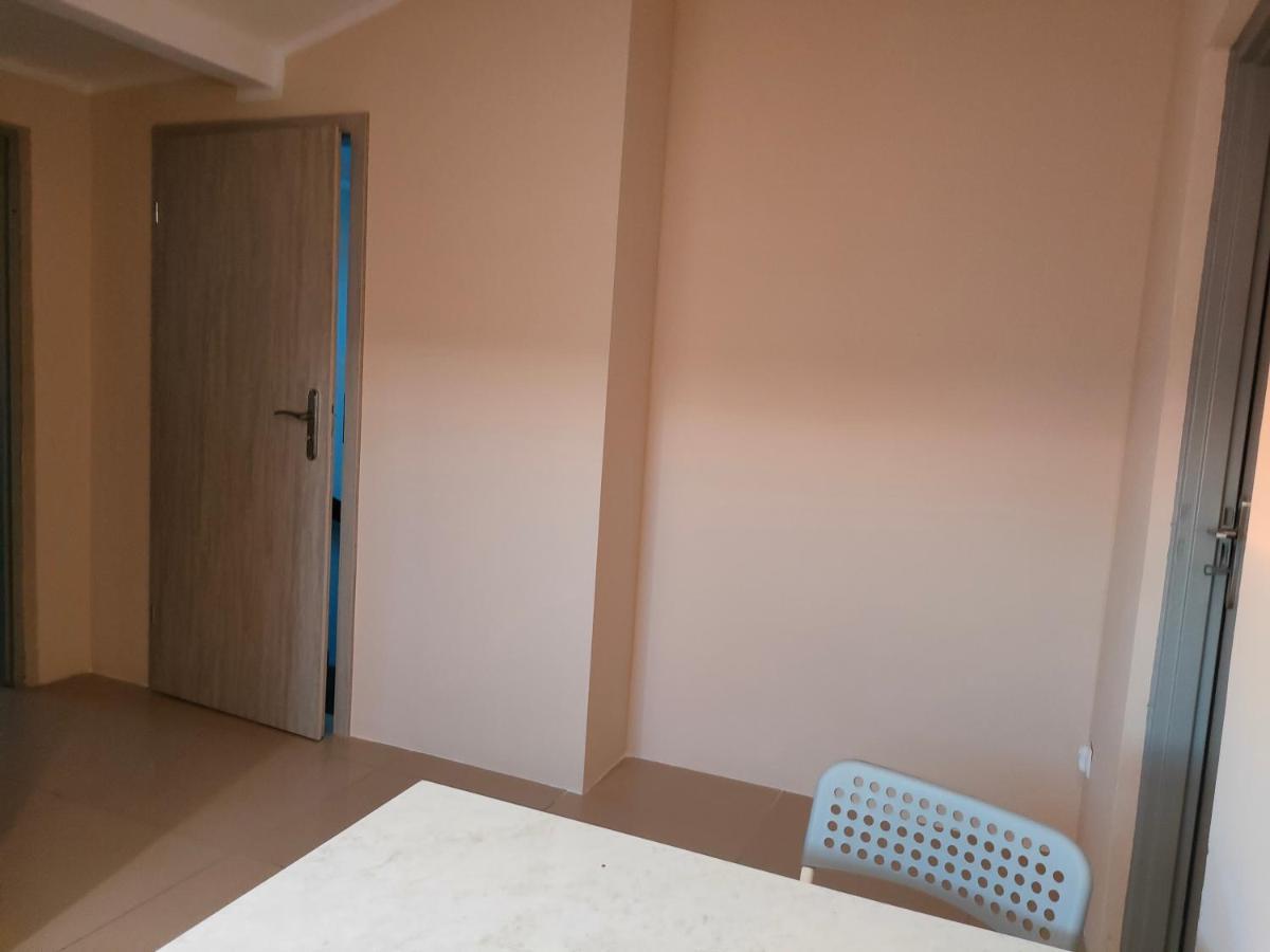 Apartamento Wiola Zelistrzewo Exterior foto