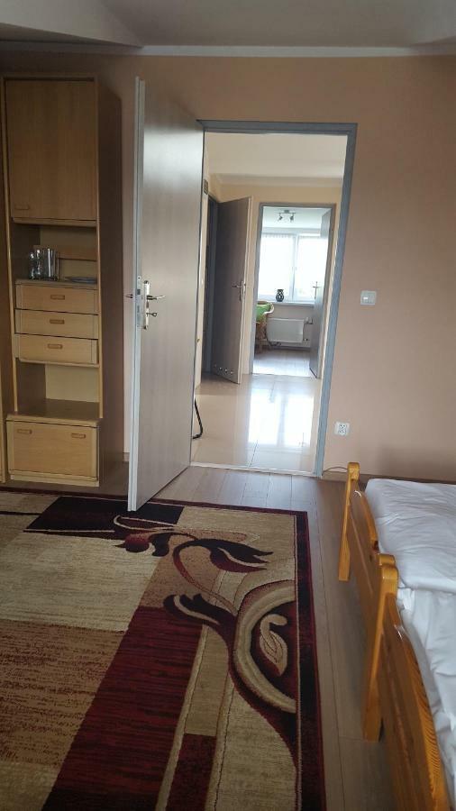 Apartamento Wiola Zelistrzewo Exterior foto